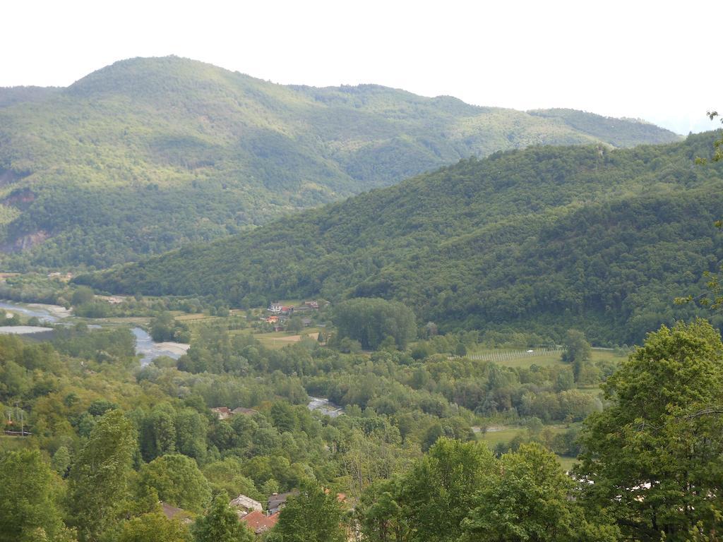 Le Lasarde Venasca Camera foto